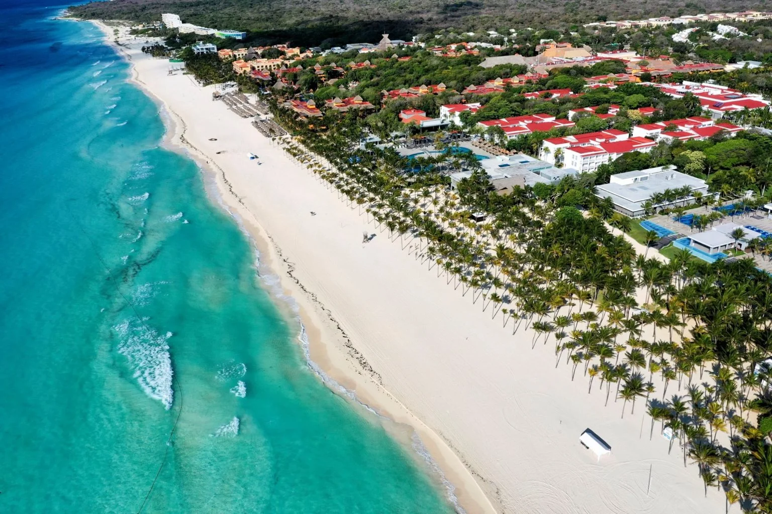 Get to know Playacar. Awesome view of a white sand beach